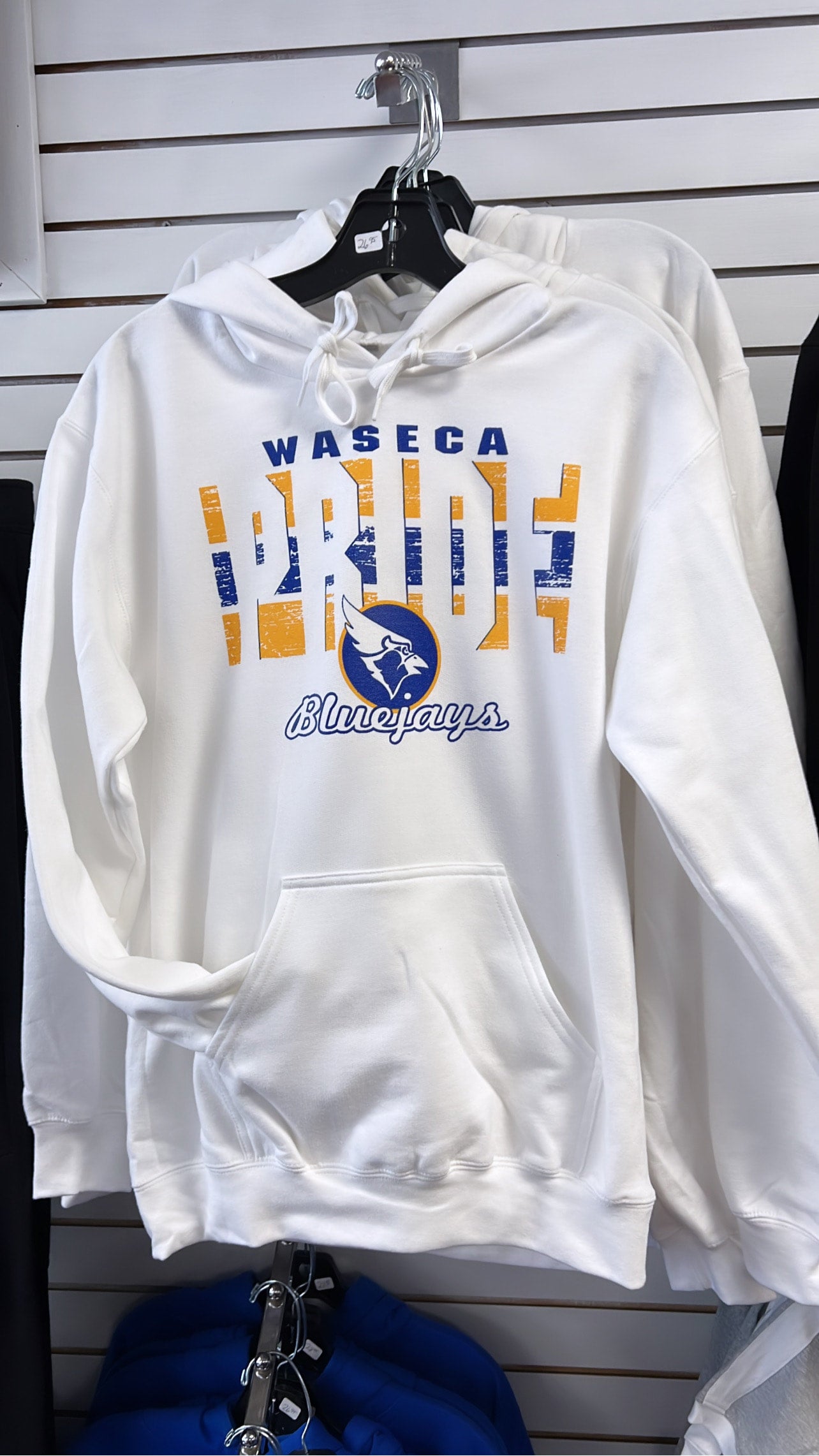  Waseca High School Bluejays T-Shirt : Sports & Outdoors